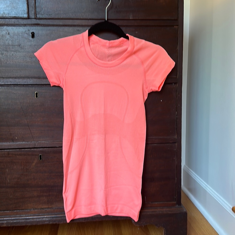 Lululemon swiftly tech running top Size 2